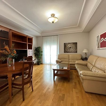 Gran Via 55 Apartment Madrid Bagian luar foto